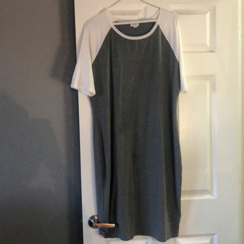 LuLaRoe Julia (3XL)